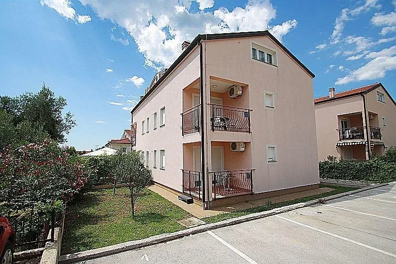 Apartment Bilic With Balcony Porec